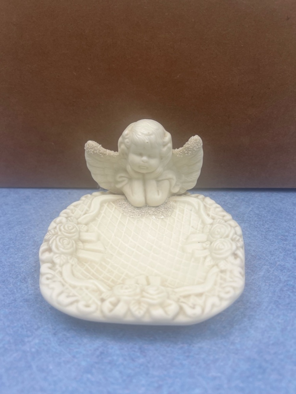 Cream Colored Cherub Trinket Dish